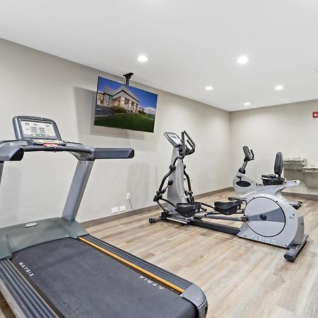 Baymont By Wyndham Beaumont Hotel Екстериор снимка