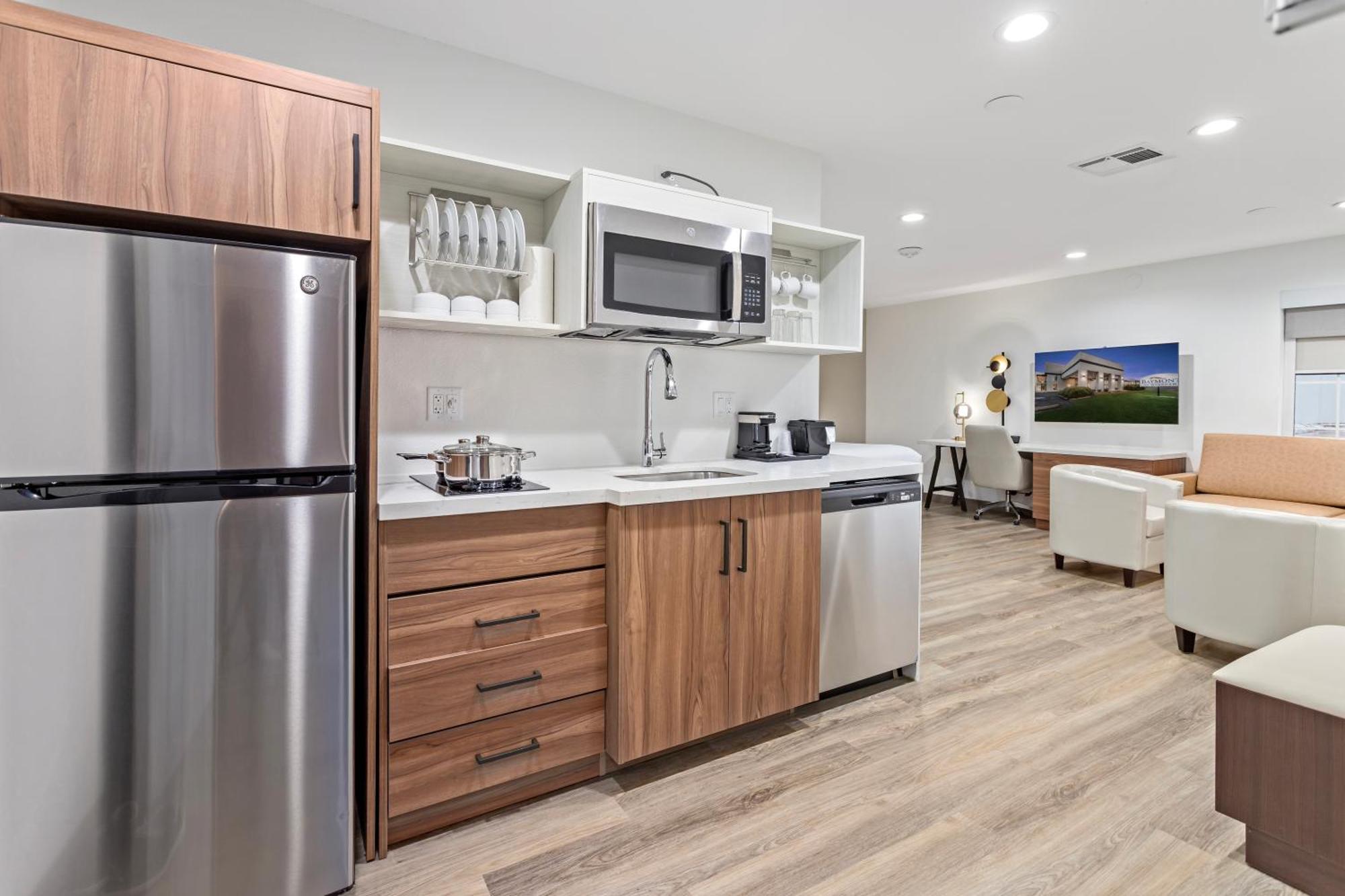 Baymont By Wyndham Beaumont Hotel Екстериор снимка